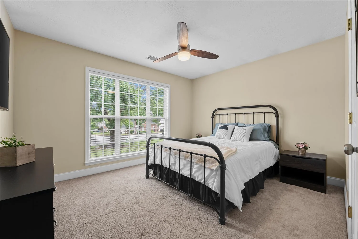 25-4079 Quinn Dr 25.jpg