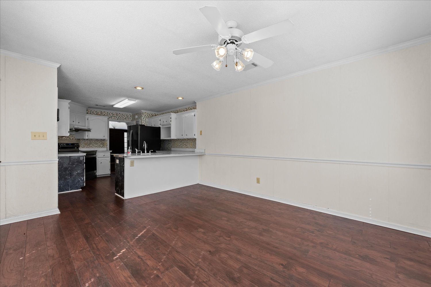 12-536 Oak Brook Dr 12.jpg