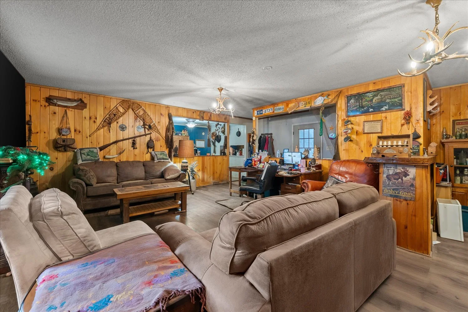 26-4514 Windsor Spring Rd 25R.jpg