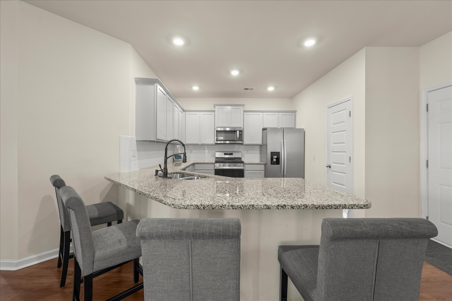 07-984 Raghorn Rd 07.jpg