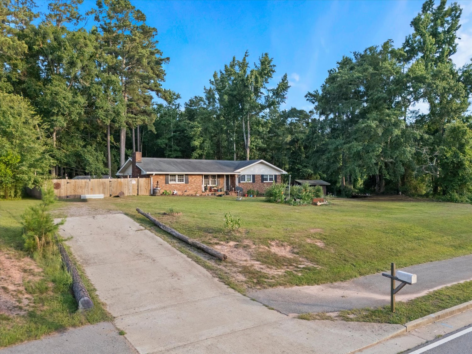 02-4514 Windsor Spring Rd 02R.jpg