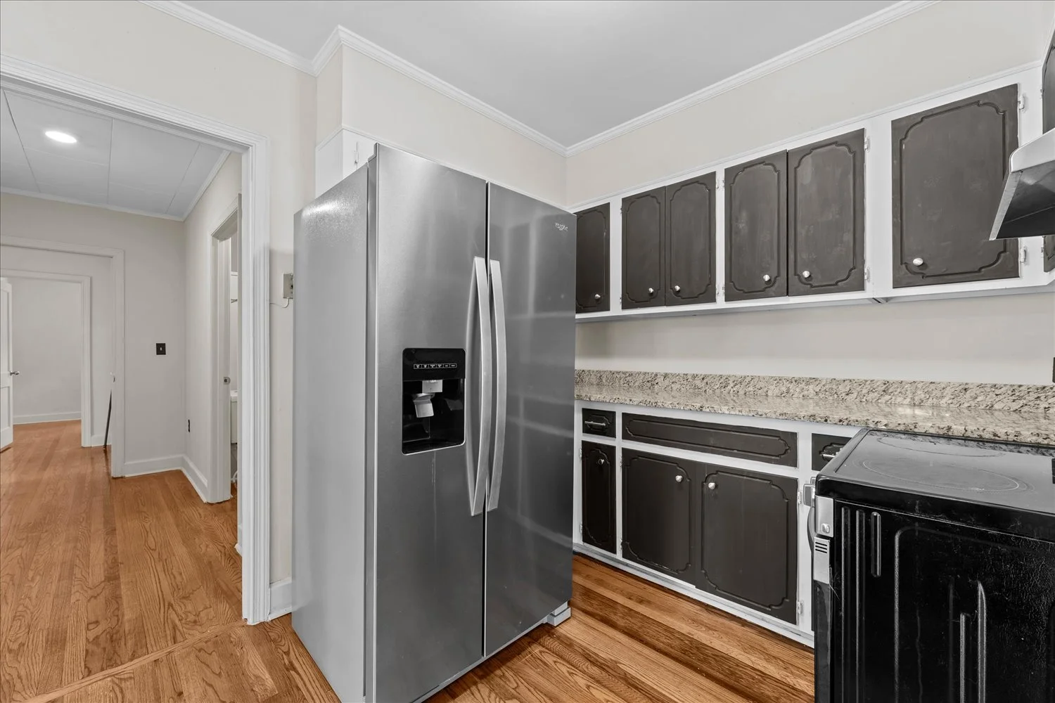 09-180 Easy St 09.jpg