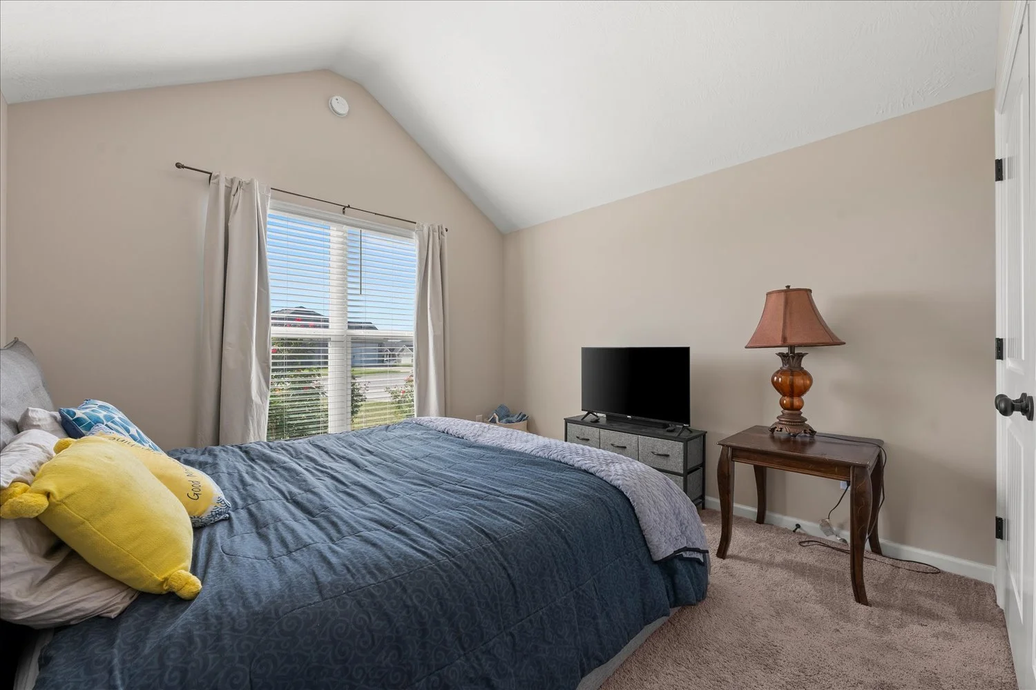 14-3049 Easton Dr 14.jpg