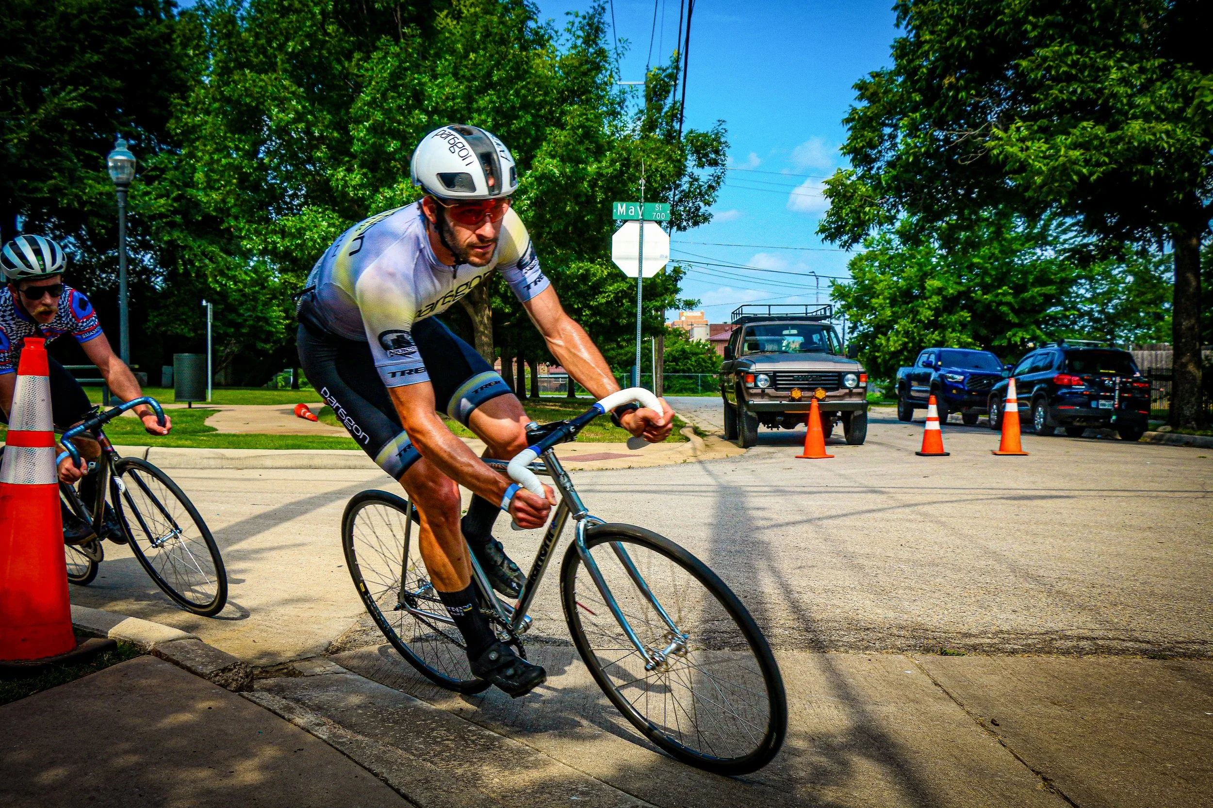 Bearers 004 - Fixie.