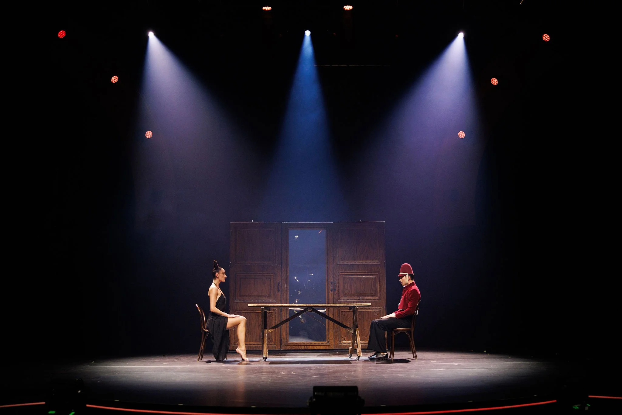 Theatrical show and creative direction at a luxury corporate event in Lisbon