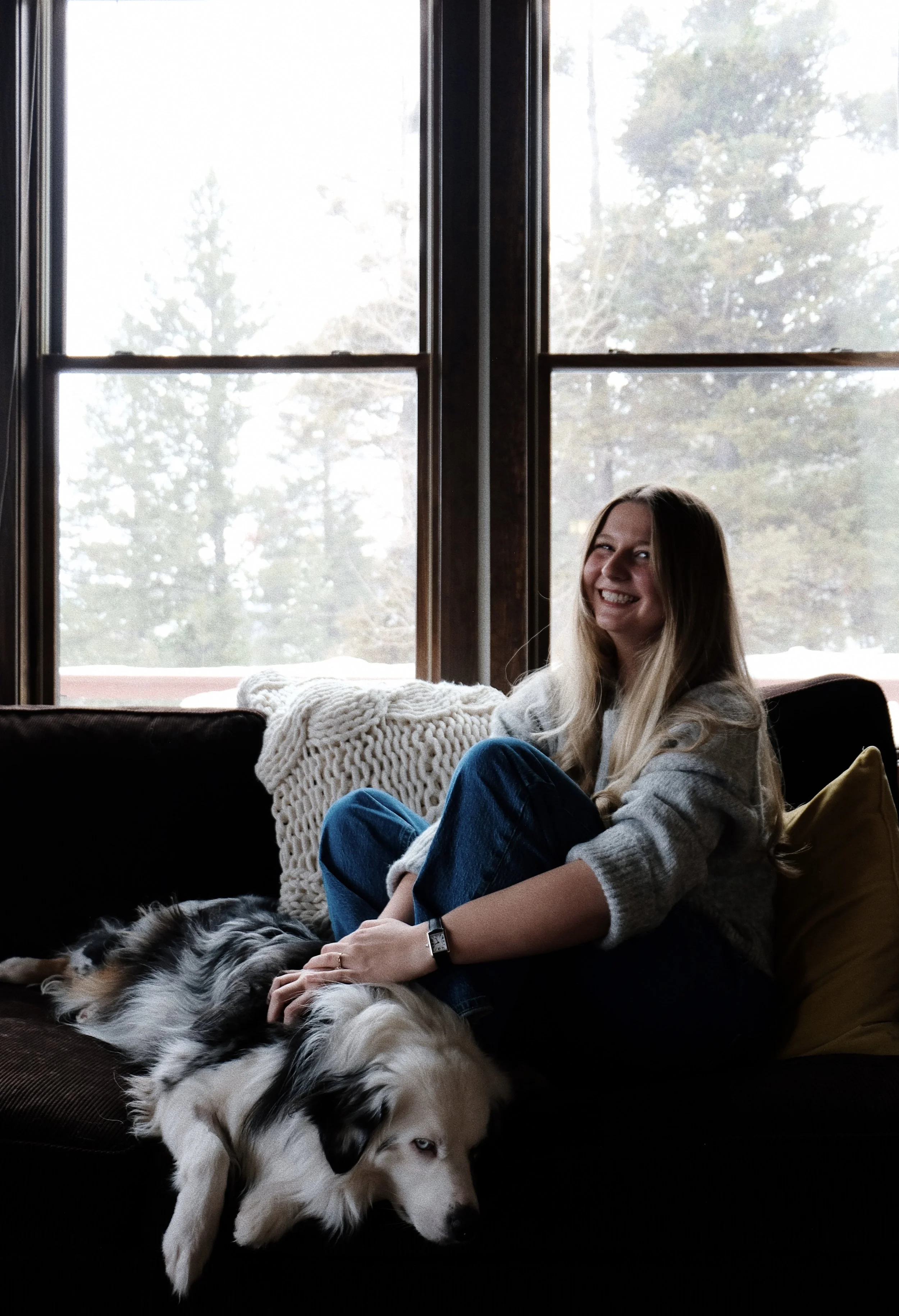 a relational, trauma informed female gen z therapist in colorado specializing in relational and religious trauma, people pleasing, perfectionism, anxiety, sexual wellness and identity, embodiment, and reconnection with self.