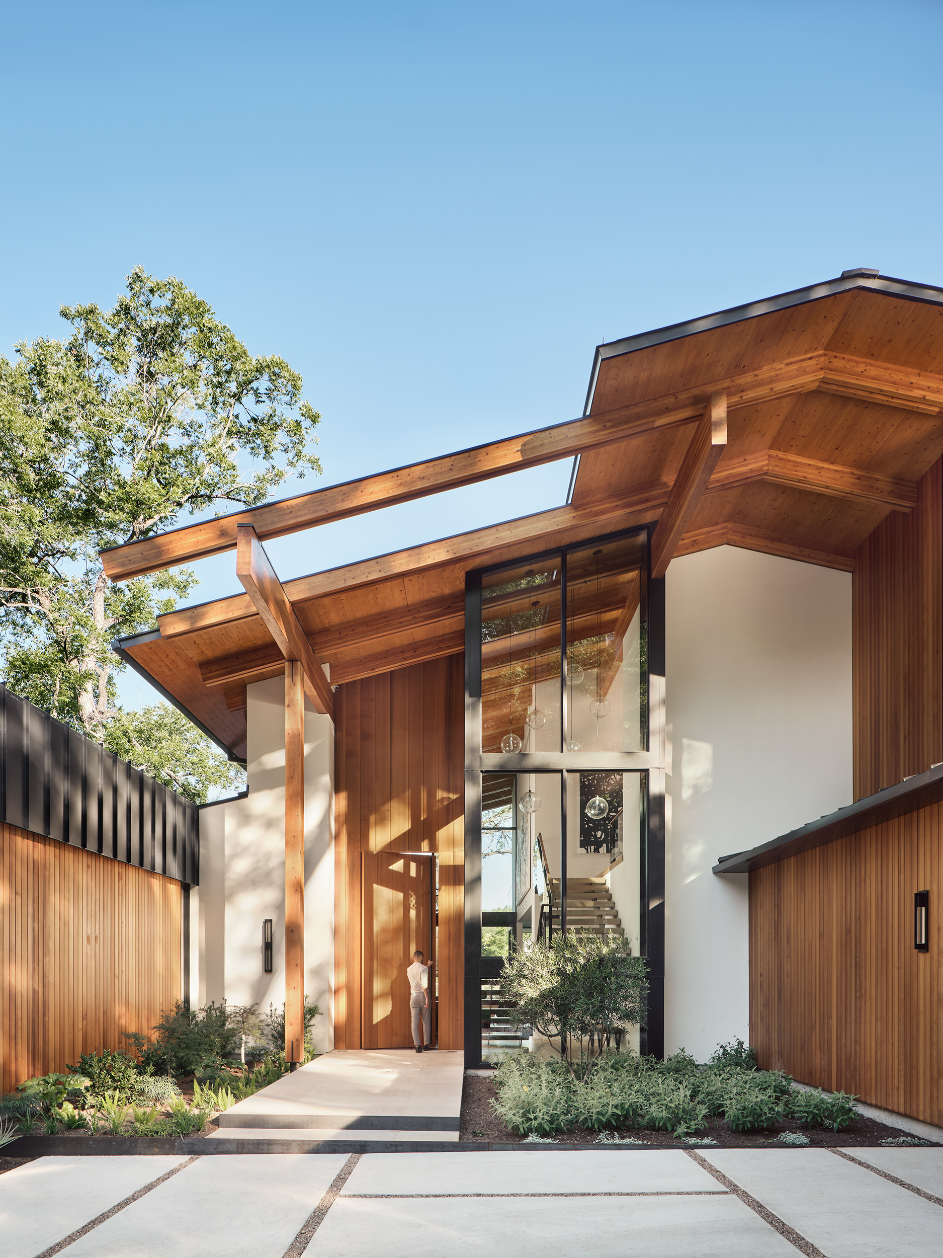 Breckstudio-Architecture-Lake-Austin-Residence-front-door