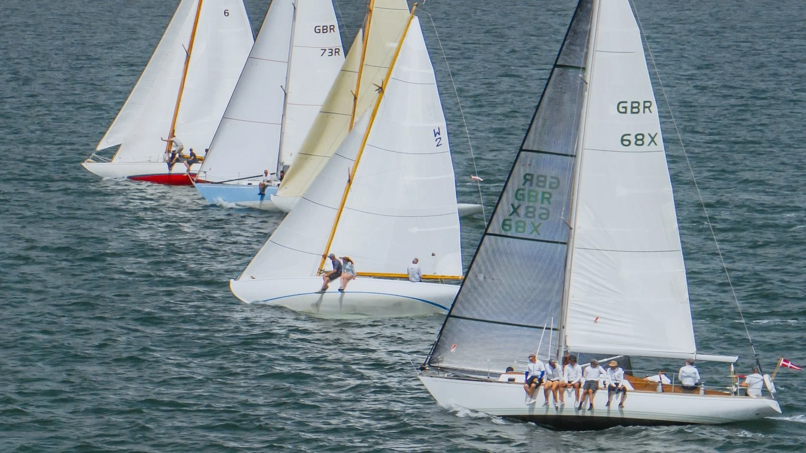 Dreamy arial shots from @volanomedia 👌👌👌

#britishclassicweek #sailing #regatta #classicyacht
