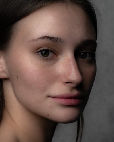 00_Portrait_Emmarie-9290-2.jpg