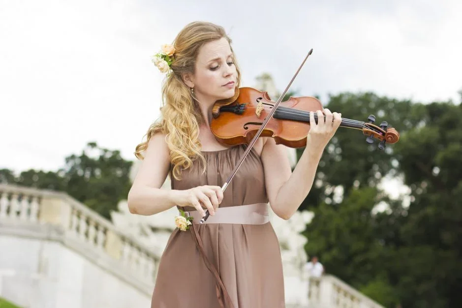 Selective Sound Events - Wedding Violinist.webp