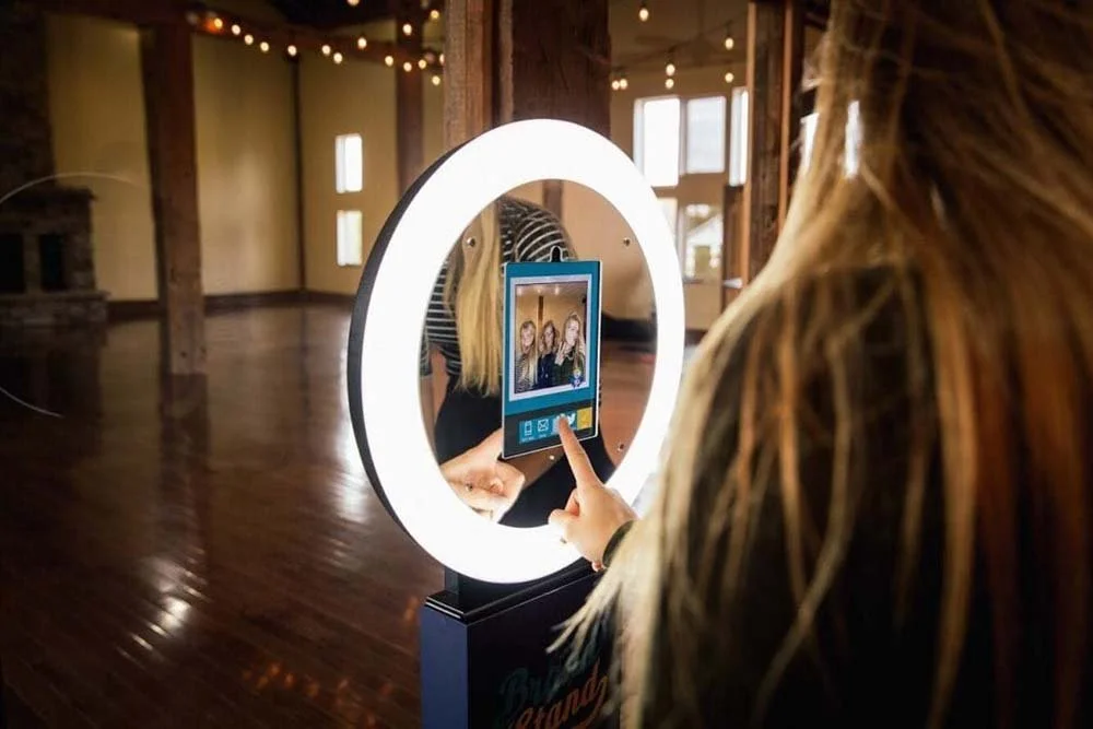 Selective Sound - Wedding Photo Booth - Photo Kiosk 4.jpg