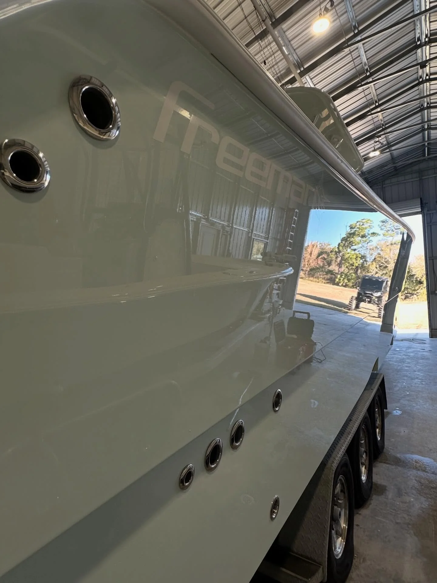 Ty and I got this freeman hull ceramic coated in two days! Give us a shout for any ceramic coating needs. We&rsquo;ve both have OCD so we promise a show room finish! @seafix_marine_co @flatlinemarineservices