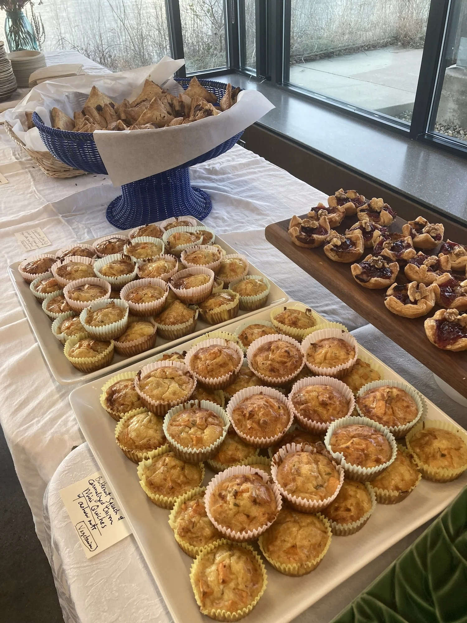 leaf catering mini quiches.jpg