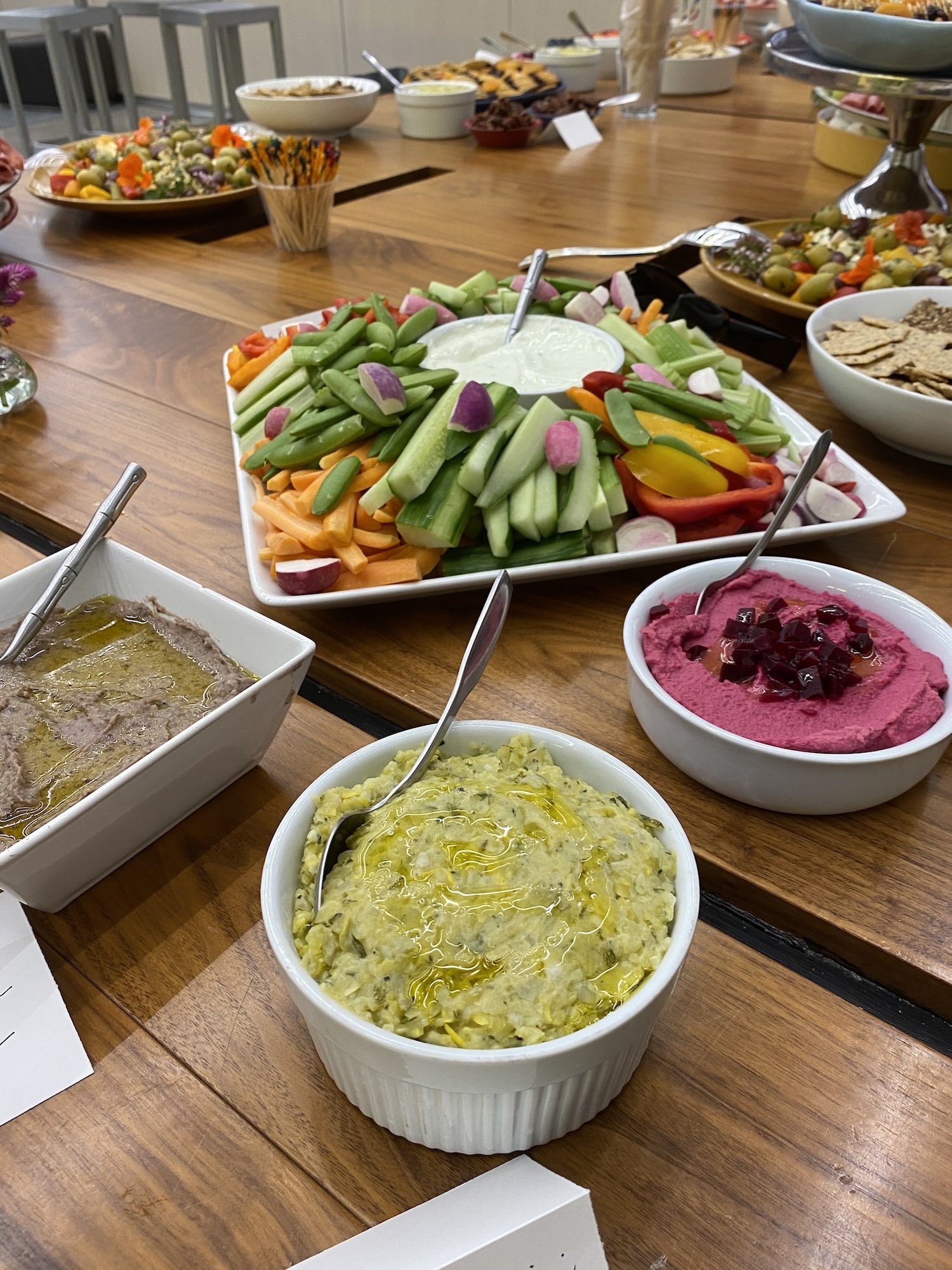 leaf catering multiple dishes.jpg