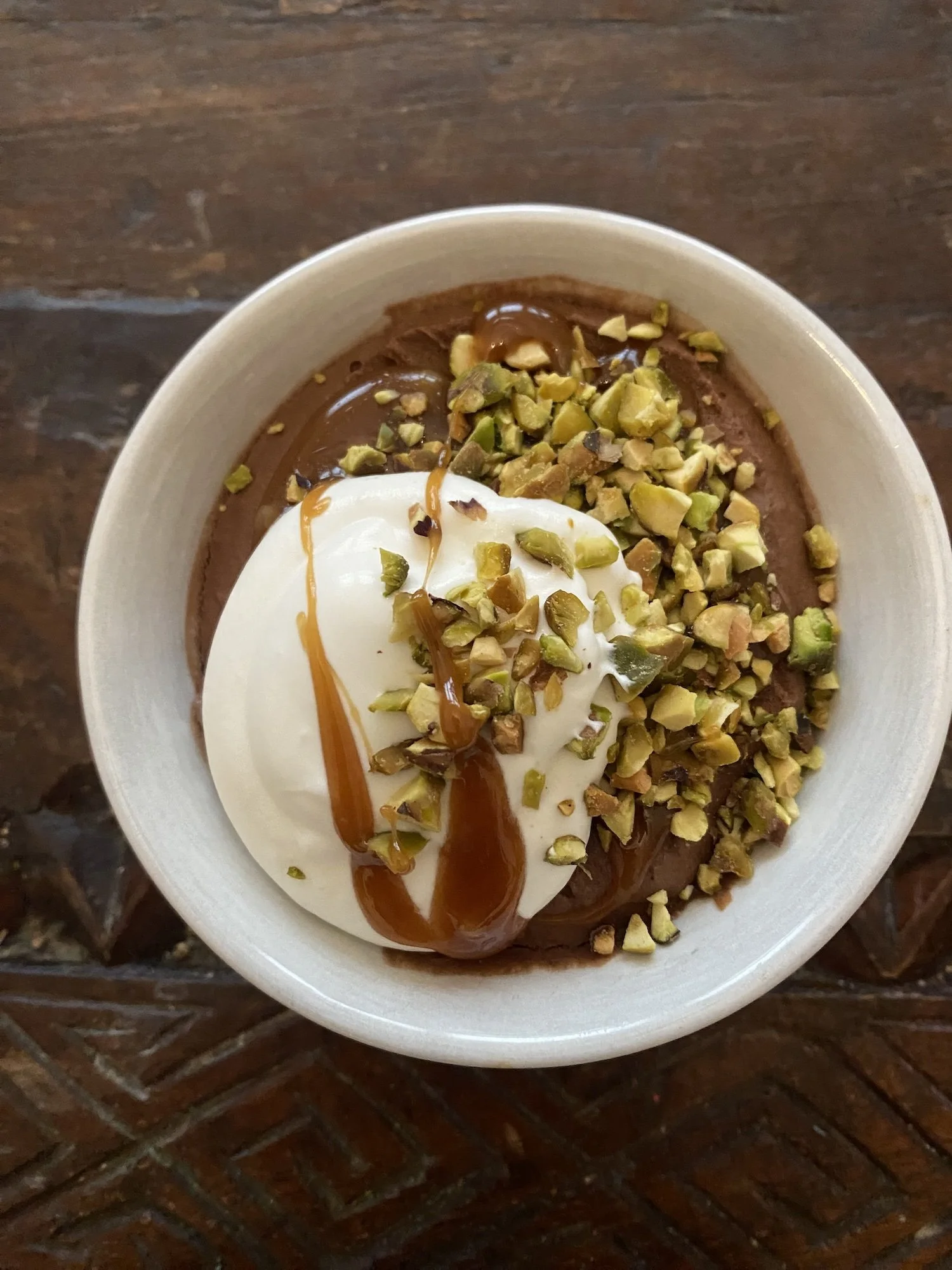 leaf catering mousse.jpg