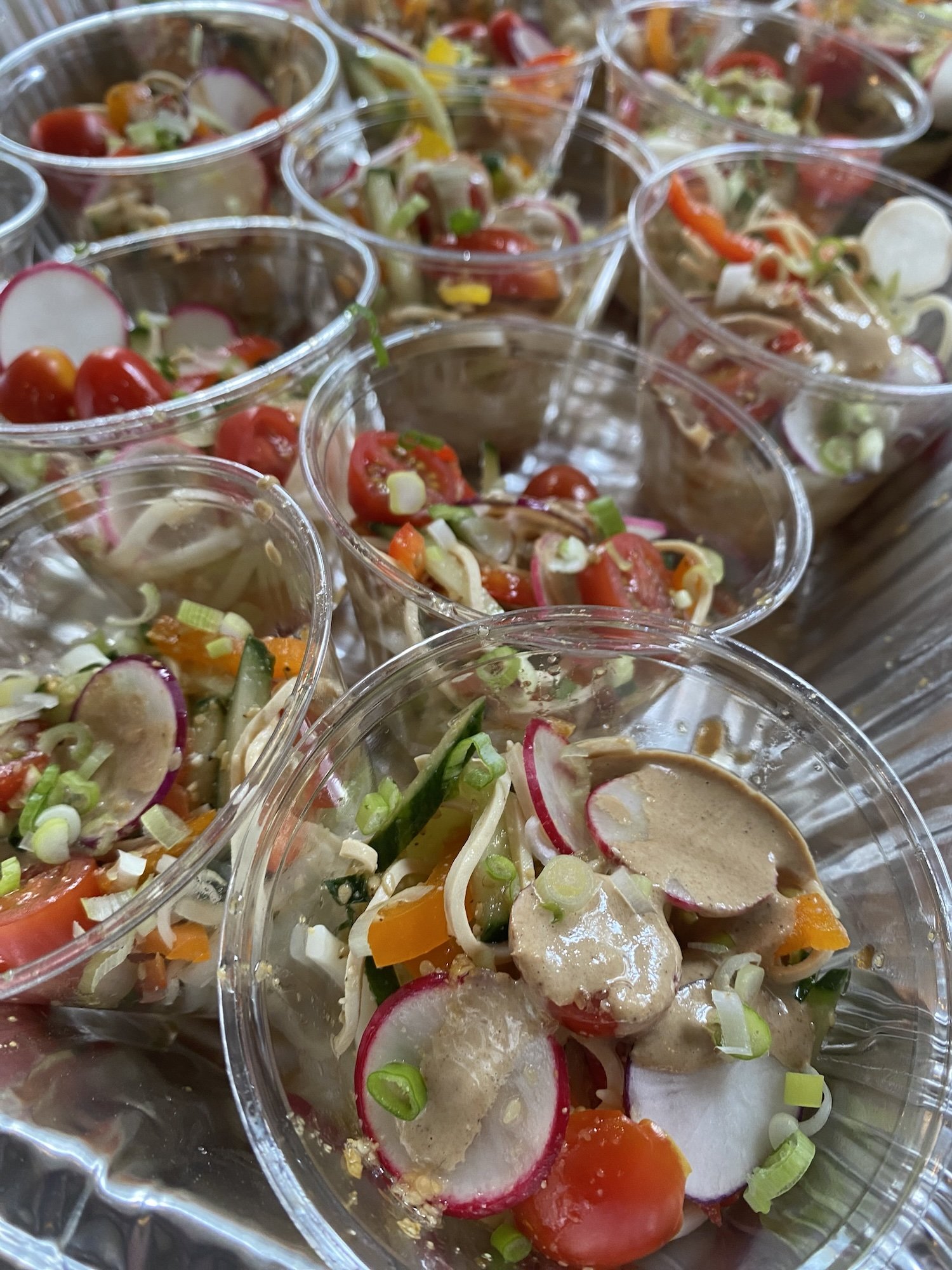 leaf catering salad cups 2.jpg
