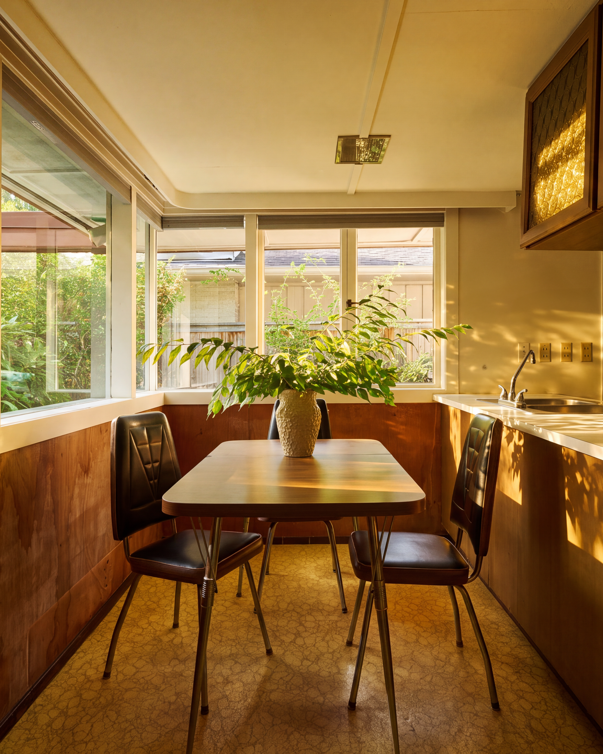 kitchen-.png