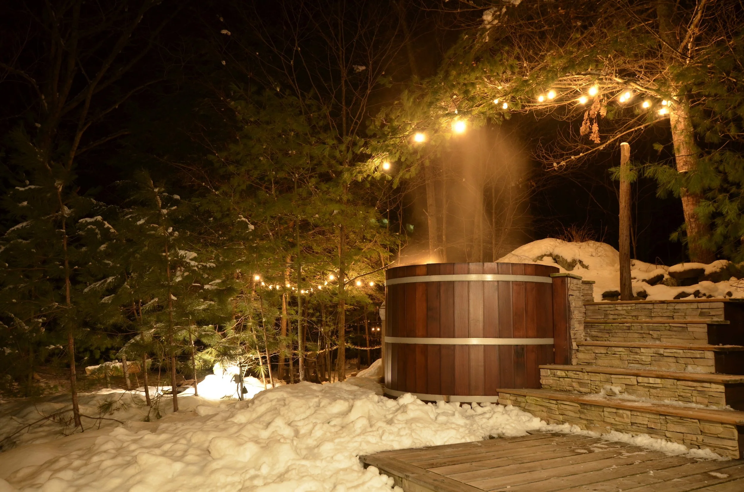 Black River Retreat … Couples Resort Getaway with Romantic Cedar Hot Tub