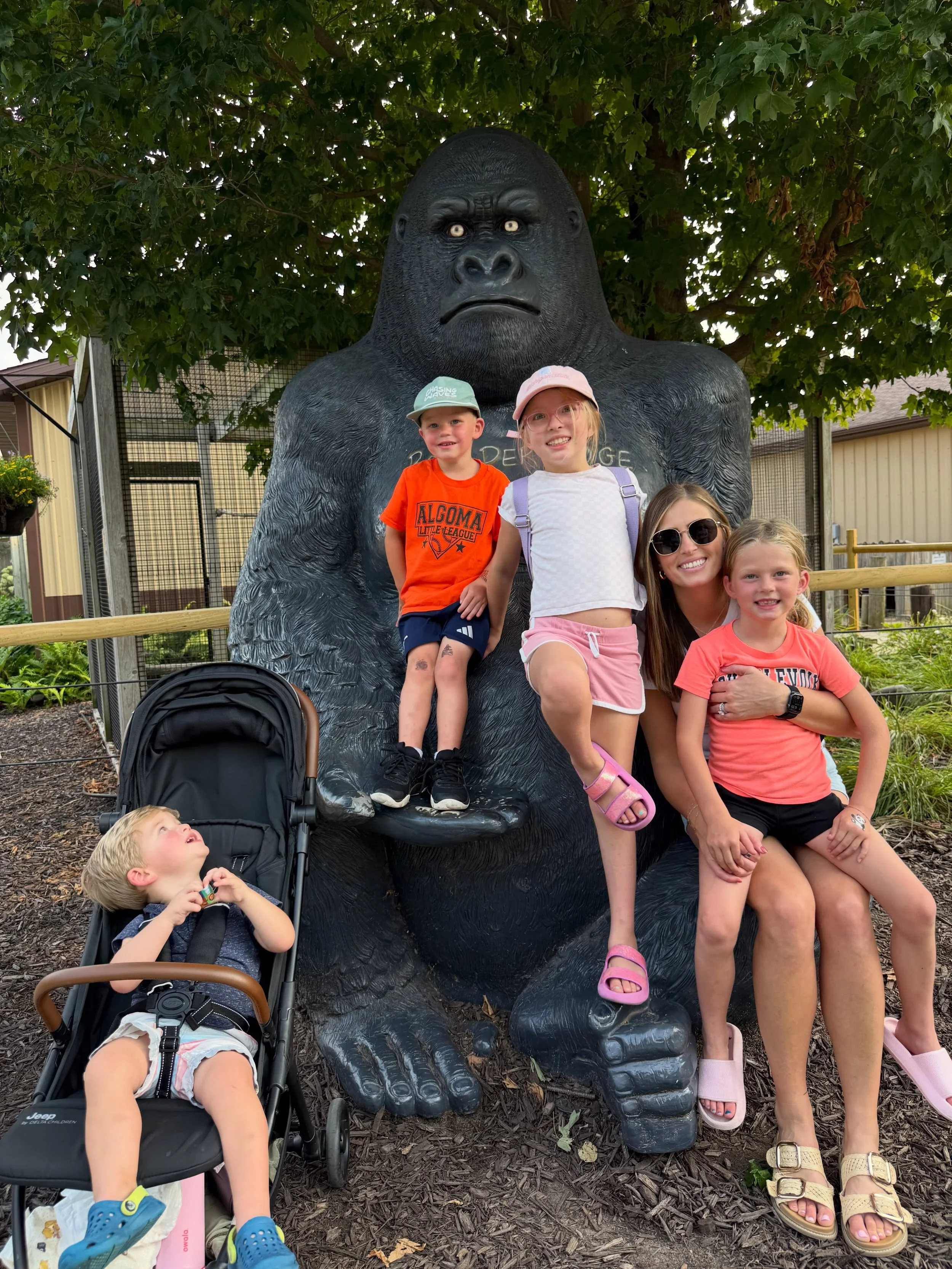 If you haven&rsquo;t been to @boulder_ridge yet- do it now!🐒 We went for the first time and couldn&rsquo;t believe how many cool animals and exhibits they have! My kids were everywhereeeeee and had such  fun time exploring. They were already asking 
