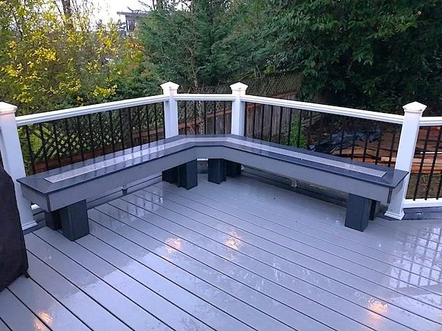 Built-in deck bench seating integrated along the perimeter