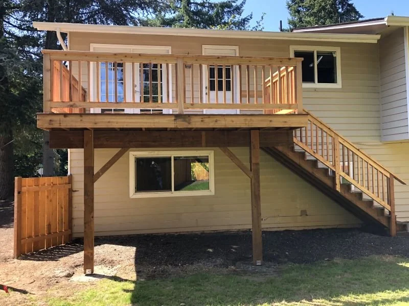 Residential deck construction project completed in Black Diamond