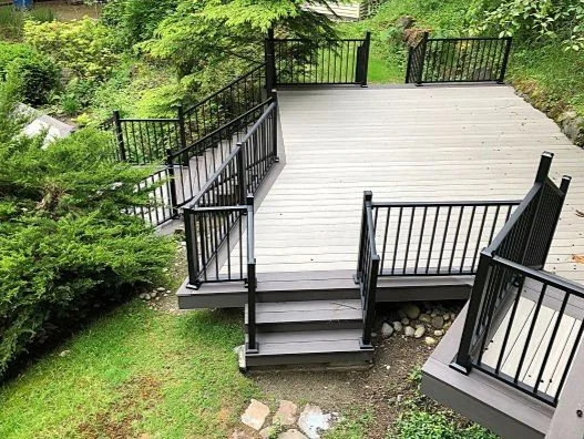 Residential deck construction project completed in Kent, WA