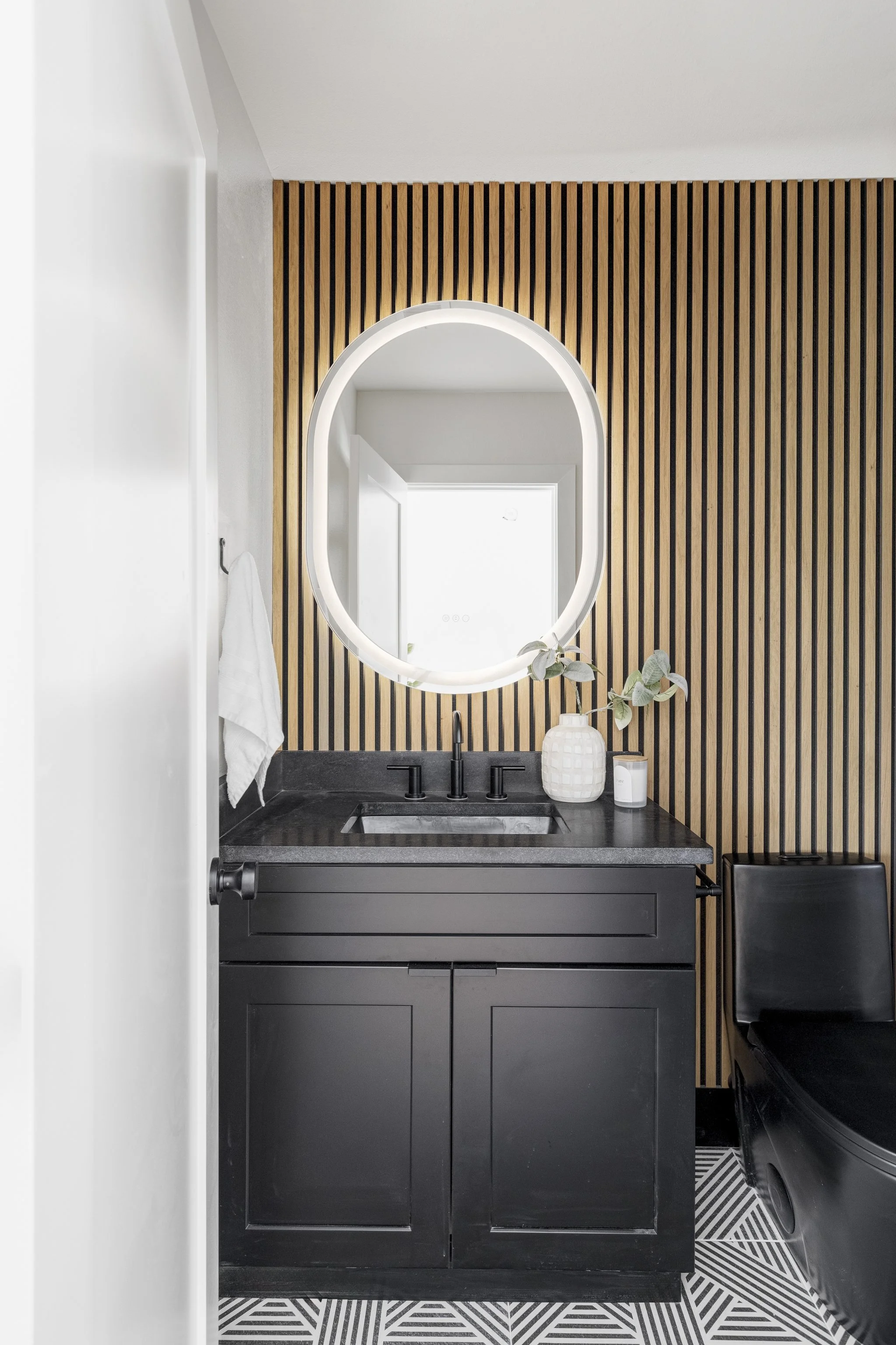 RaeScott_K_11845 W 17th Ave_web-20.jpg