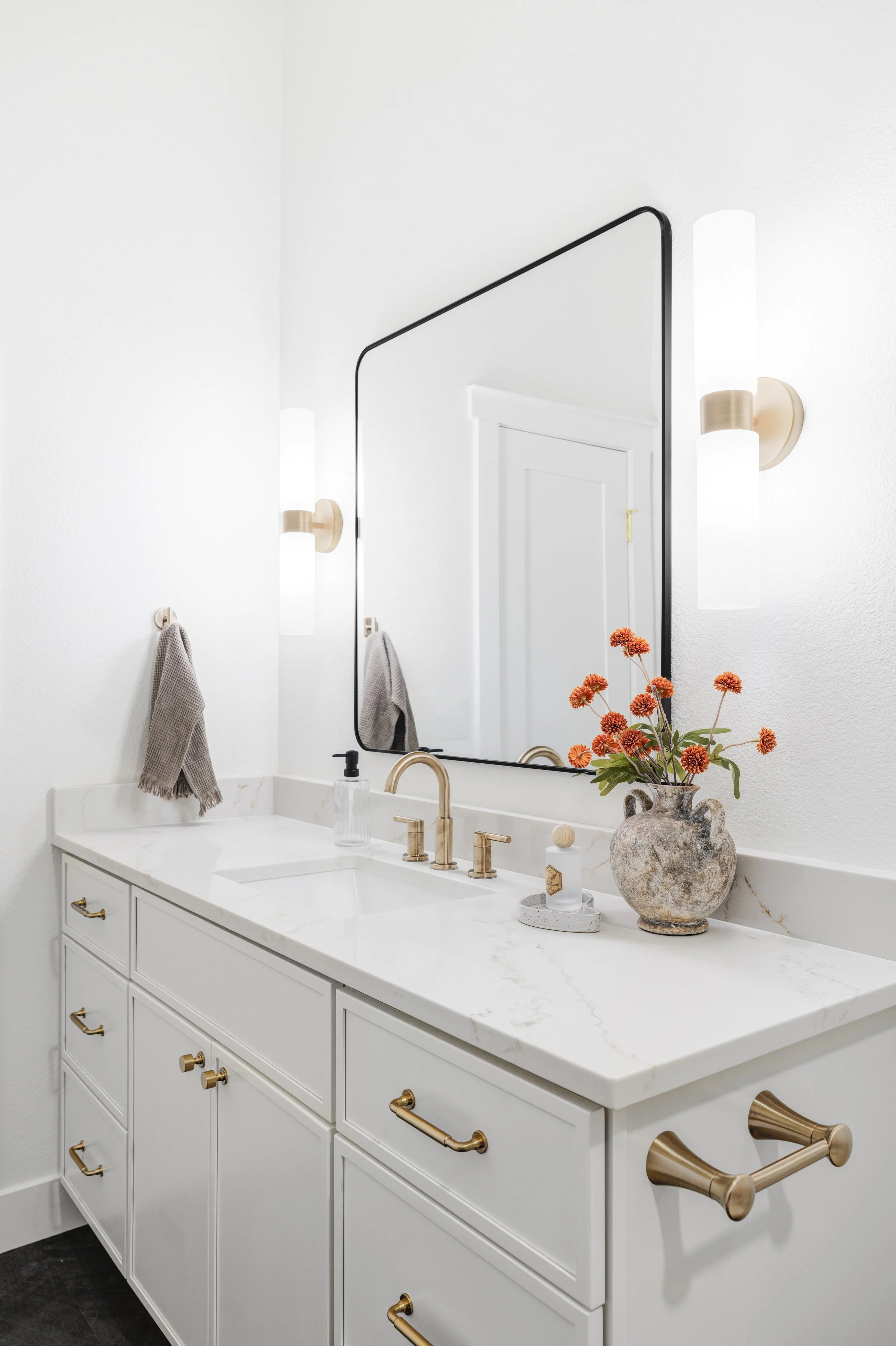 RaeScott_S_11825 W 25th Ave-18.jpg