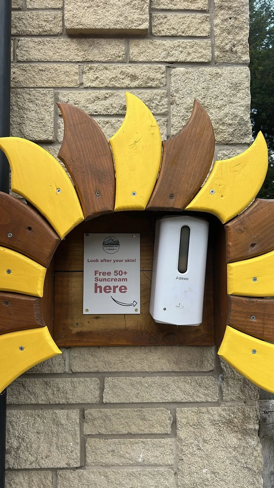 Free suncream!