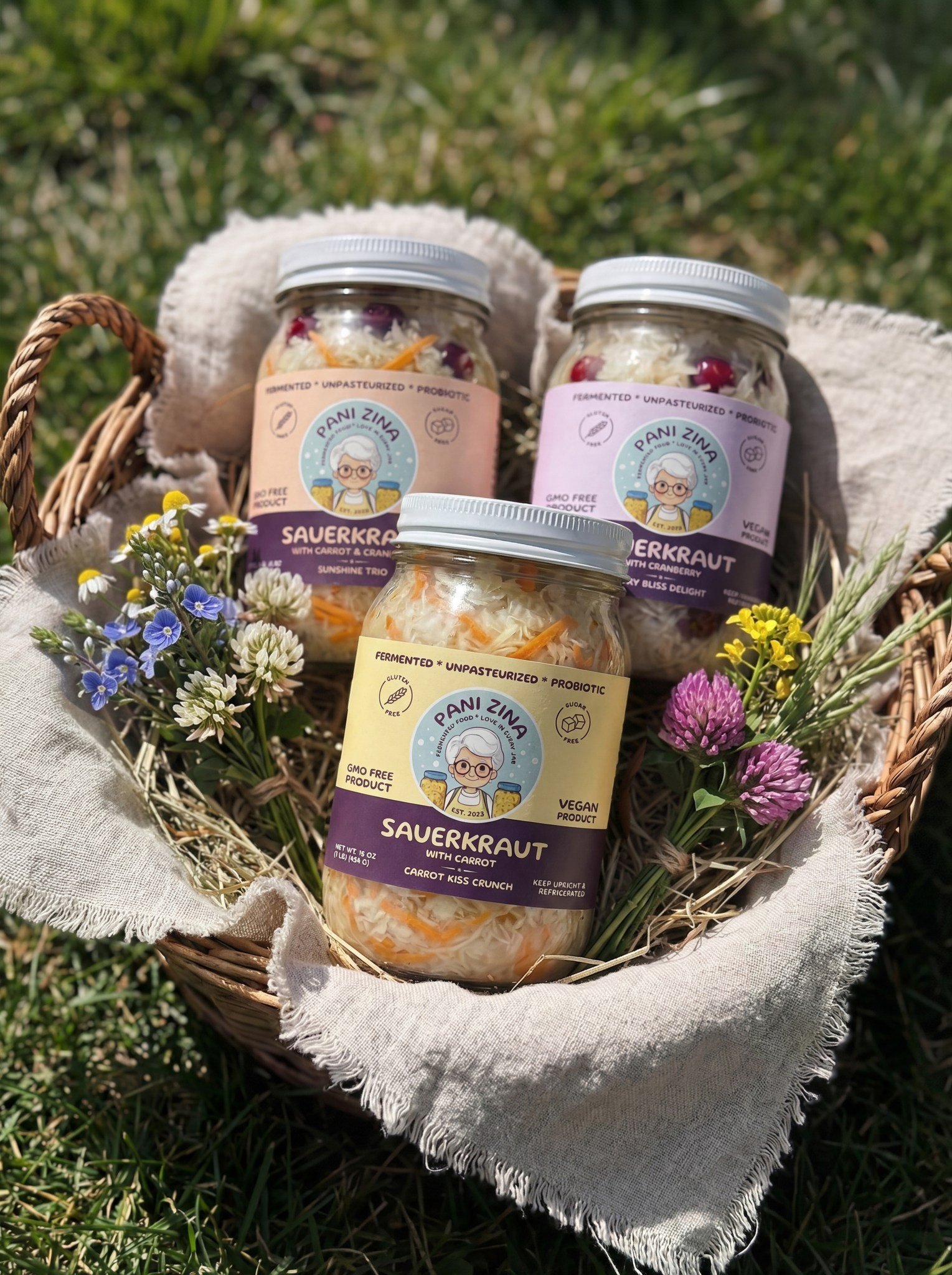 Pani Zina is joining @fourstairsfarm tairsfarm and a wonderful group of local vendors on May 7th for their Pollinator Paradise event 🐝💛

A morning on the farm with a garden lecture and good people coming together for a beautiful cause 🌸 All procee