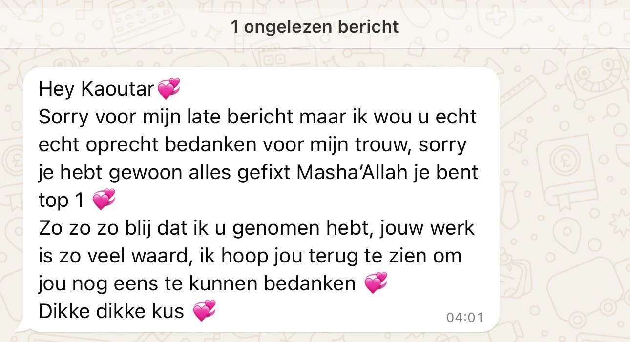 Een screenshot van een WhatsApp-bericht met een bedanktekst en hart-emoji's, geschreven in het Nederlands.