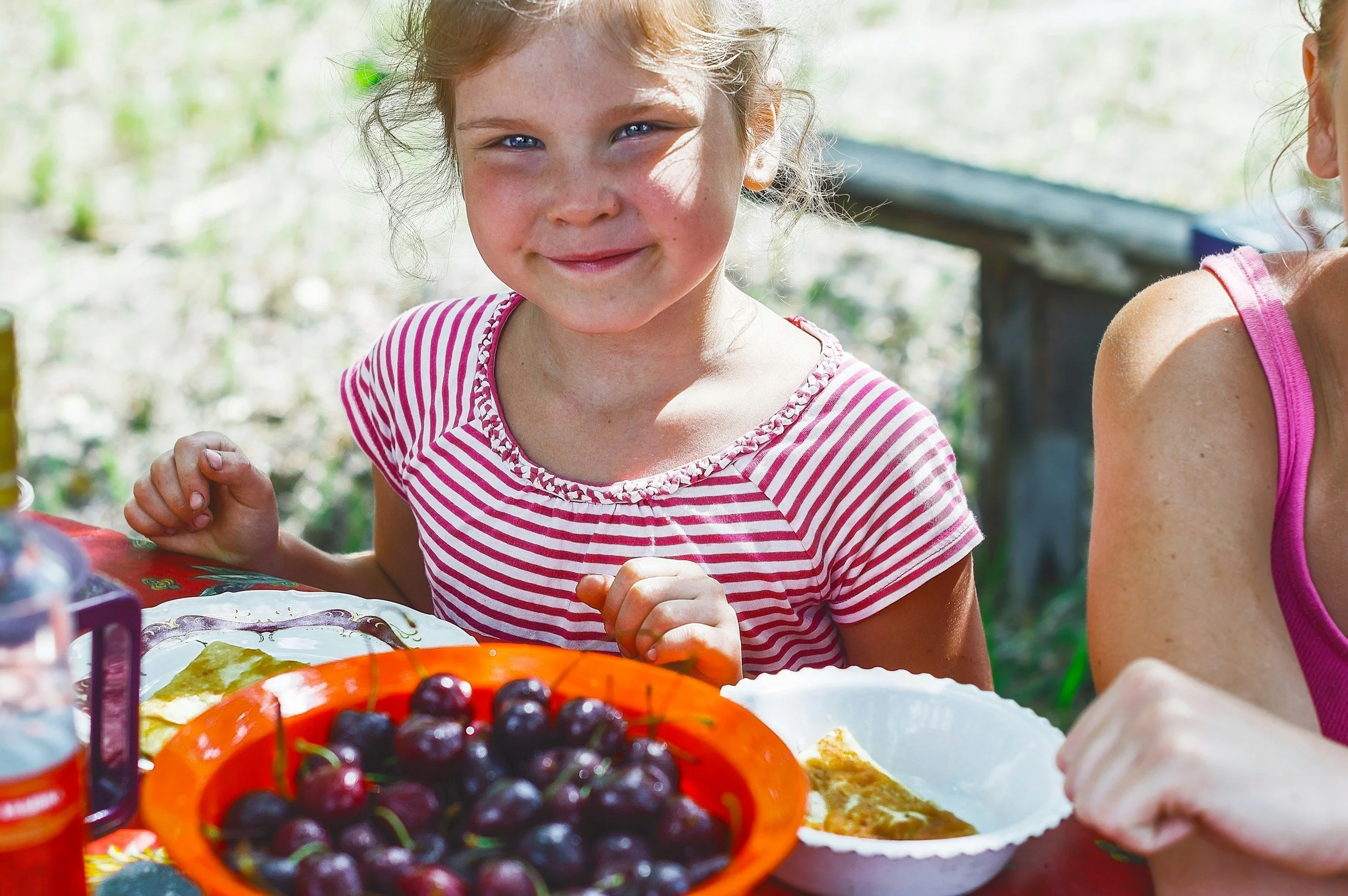 Why Are My Kids Always Hungry During Summer Break? (And How to Survive Feeding Them All Day)