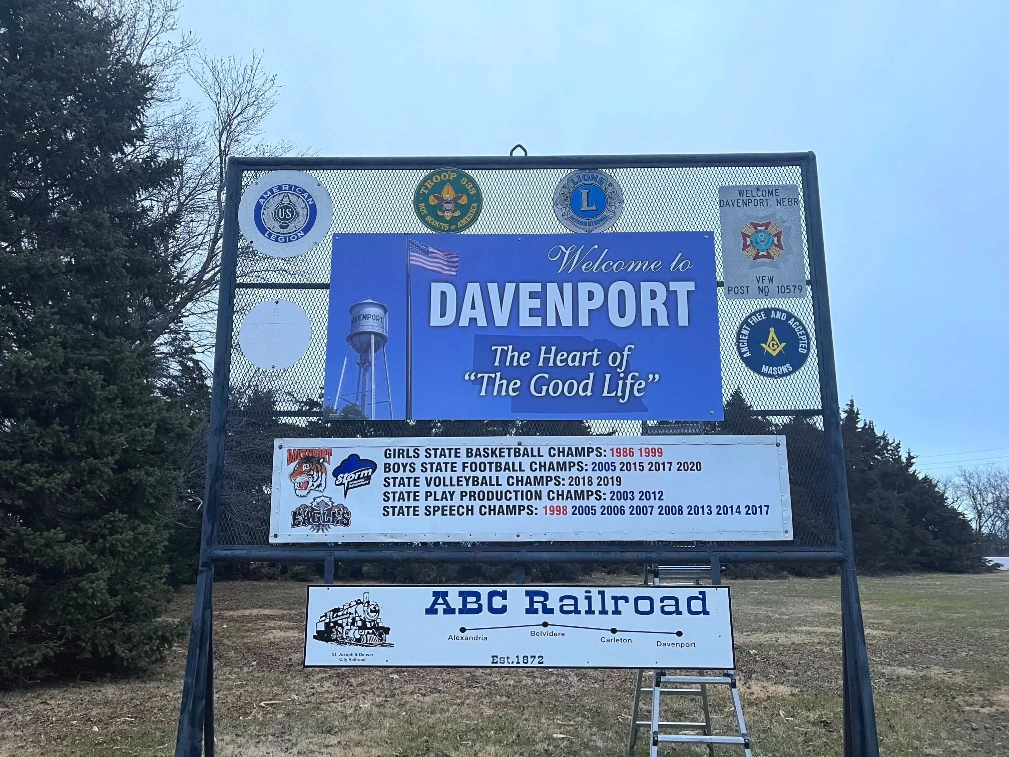 Davenport+sign.jpg