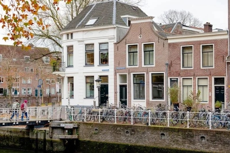 DB'S BLIJVEN VOOR DE STAD