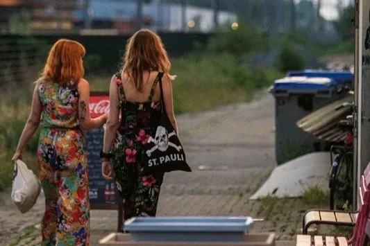 MEER STUDENTENKAMERS, MINDER UITSTEL IN WELGELEGEN