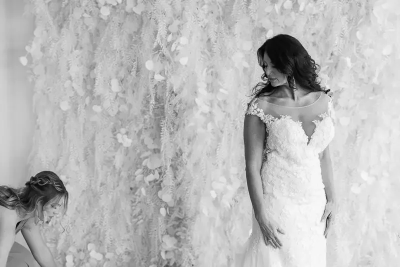 Bride in Wedding Dress – Elegant Bridal Portrait