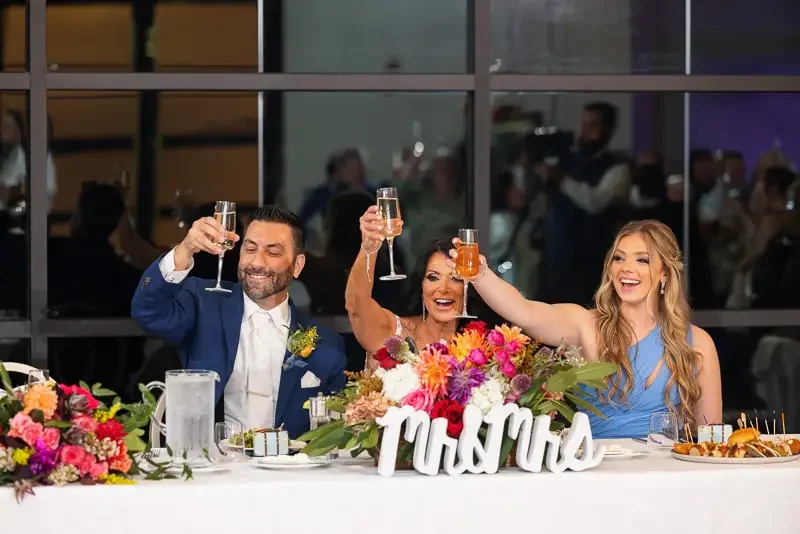 Wedding Reception Toasts for the Newlyweds