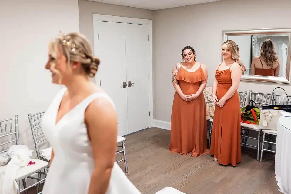 Bridesmaids’ First Look with the Bride