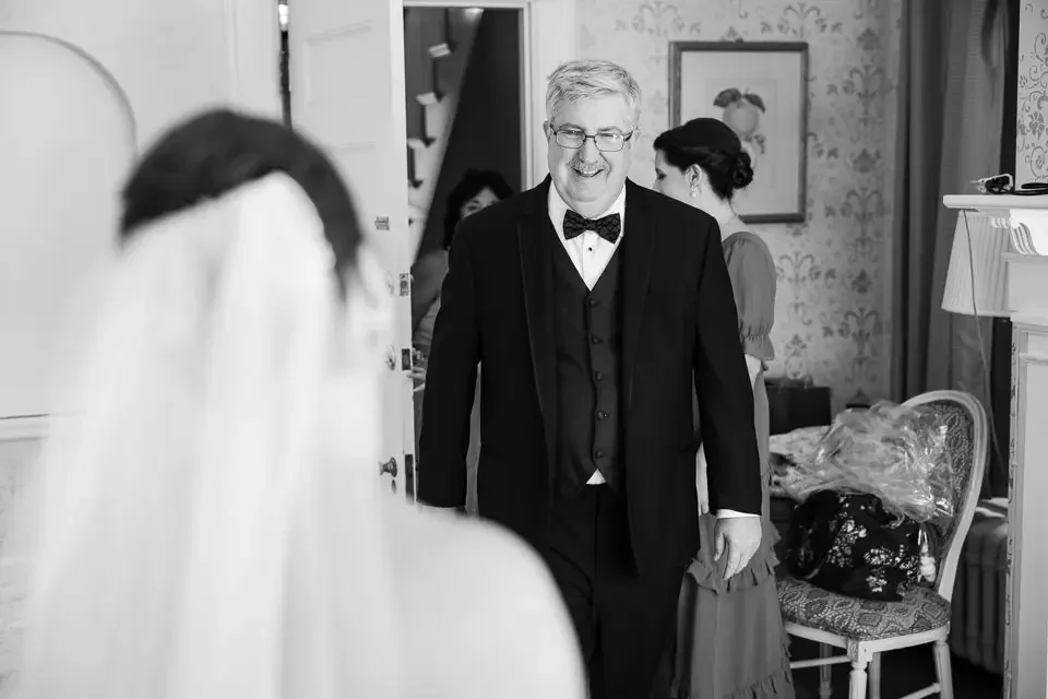 Father’s First Look With His Daughter on Wedding Day