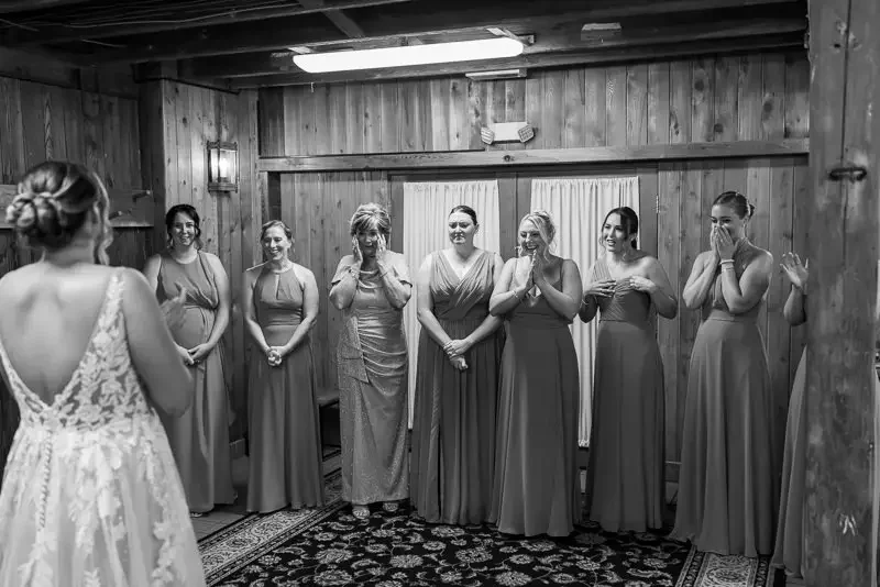 Bridesmaids’ First Look