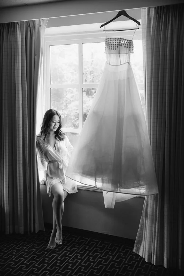 10-bride-white-robe-gazing-dress-hanging.jpg