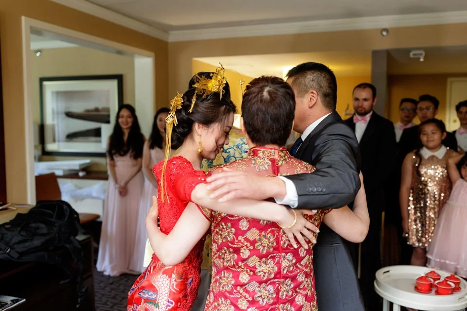 15-red-dress-gold-hair-ornament-embraces.jpg