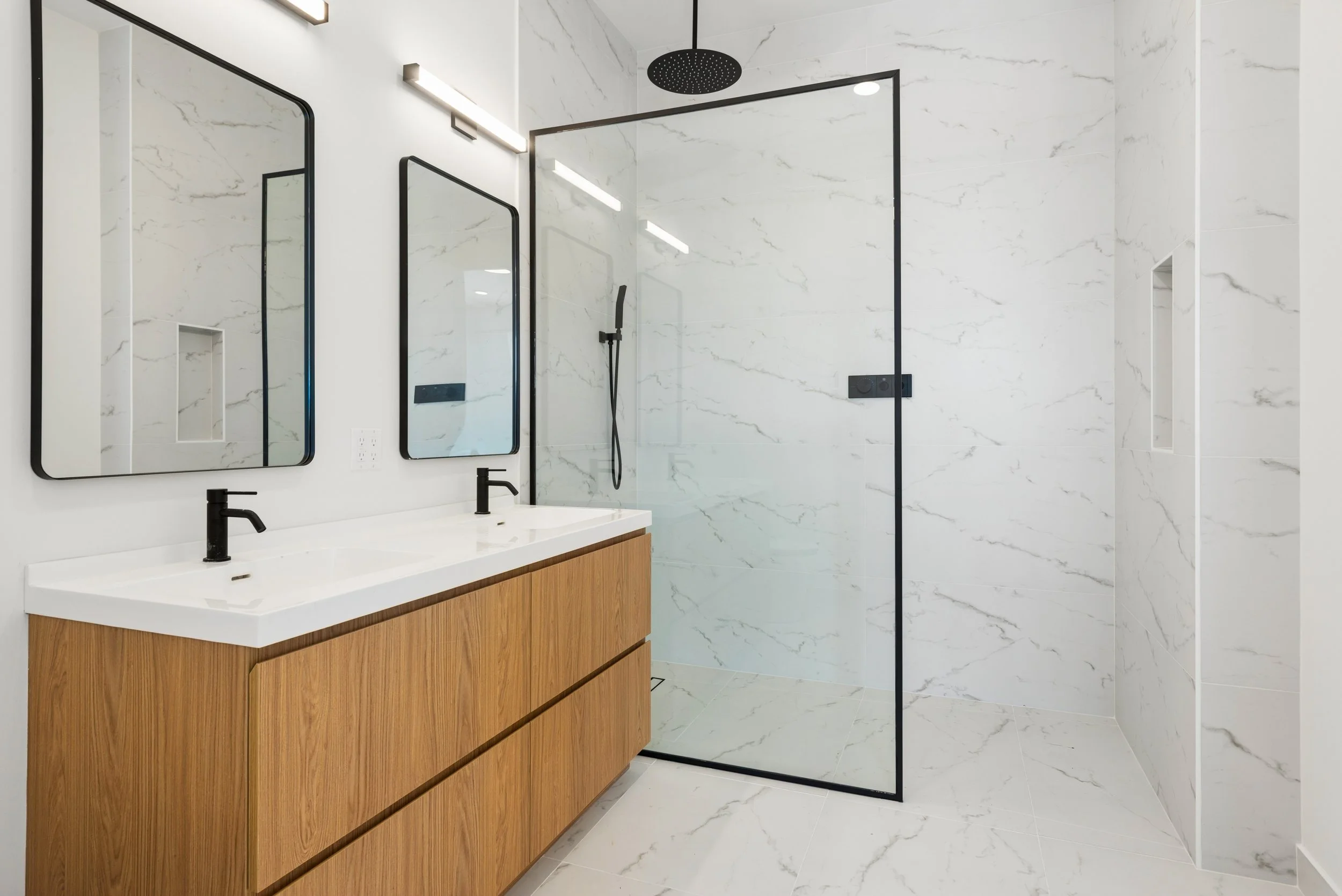 2072NWestern401(18).JPG