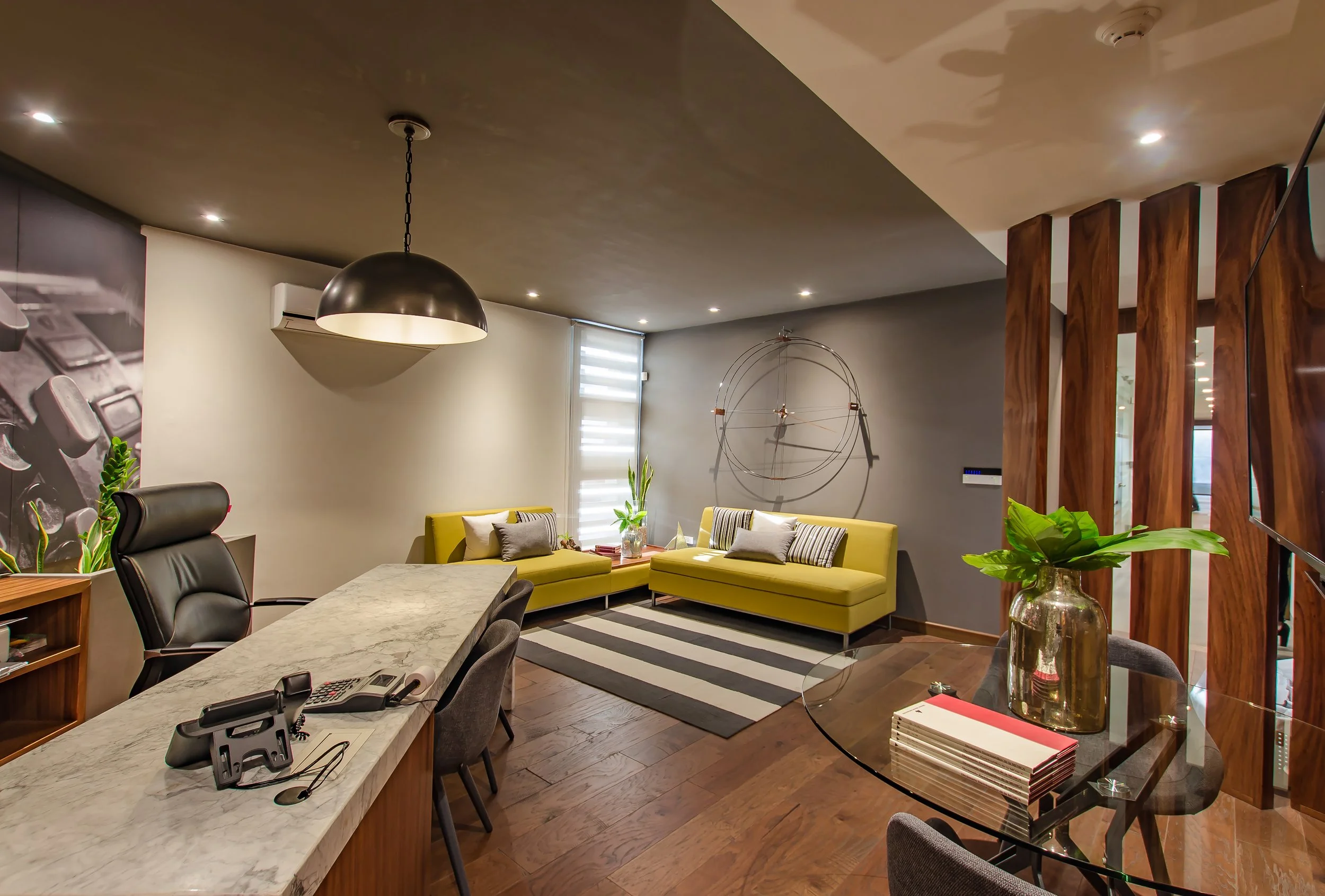 8. OFICINA ORDAZ - OFICINA DIRECTOR.jpg