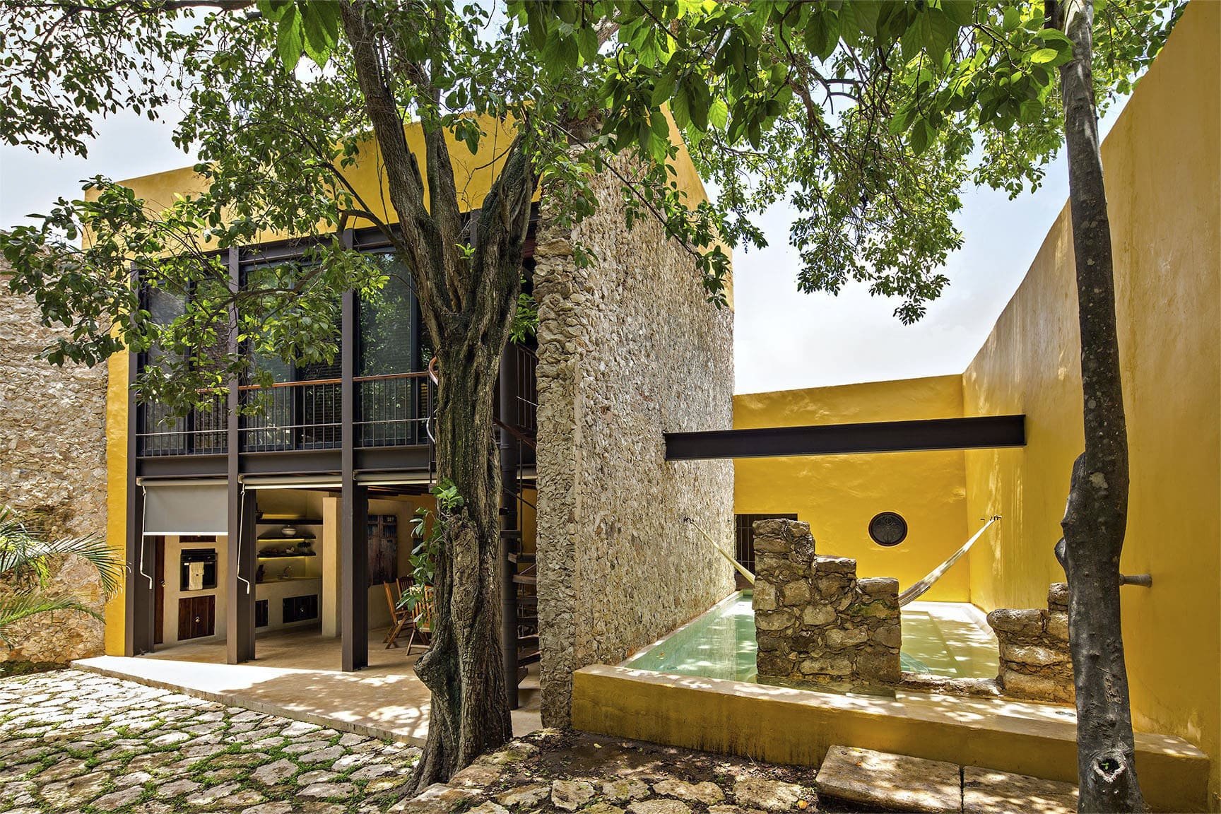 FACHADA POSTERIOR.jpg