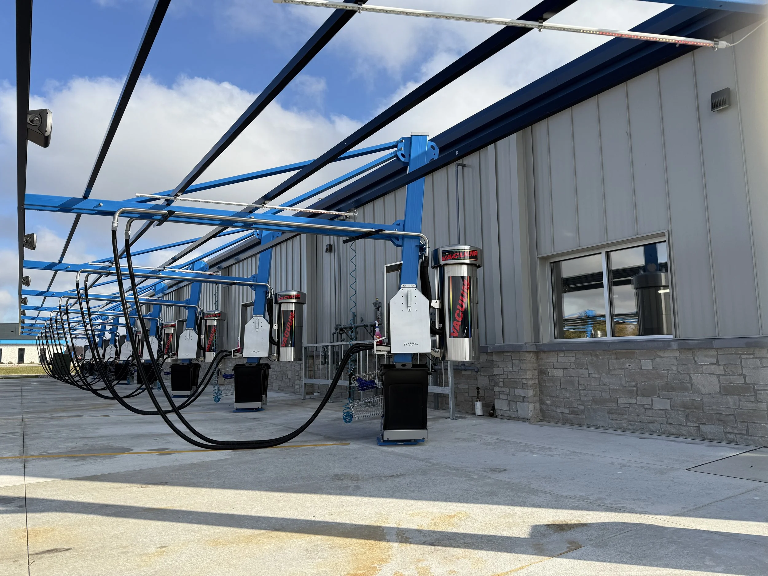 Outdoor vacuum center available to all members.