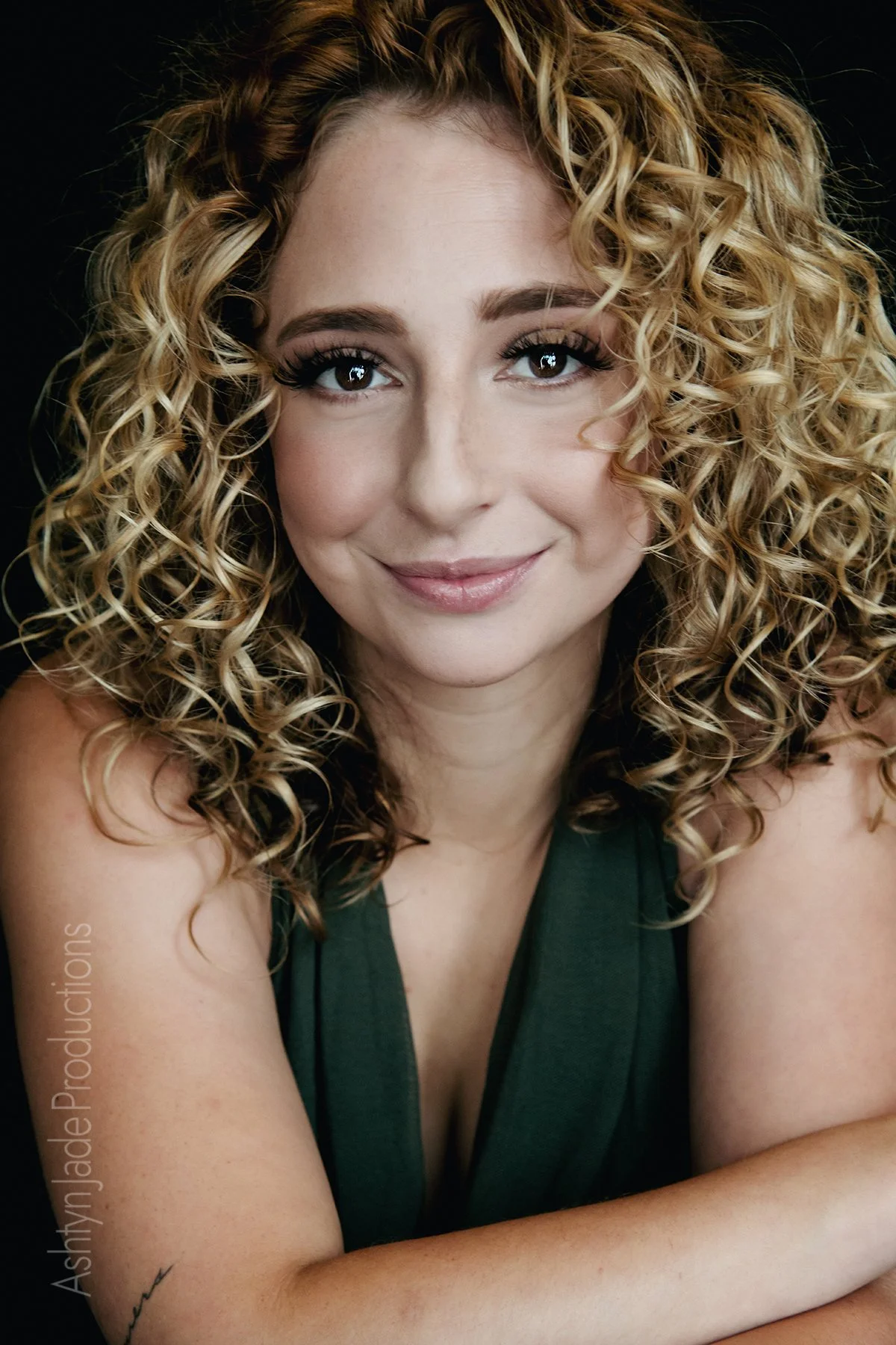 Elizabeth-Ashtyn Jade Productions-wm.jpg