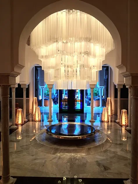 la-mamounia-lobby-chandelier-marrakech