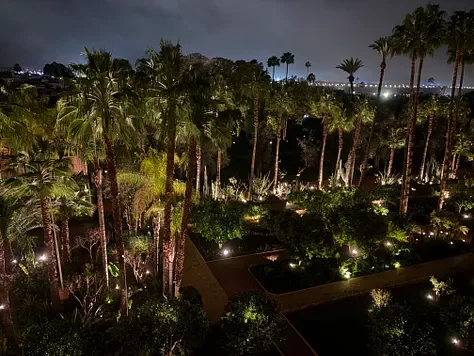 la-mamounia-gardens-night-marrakech