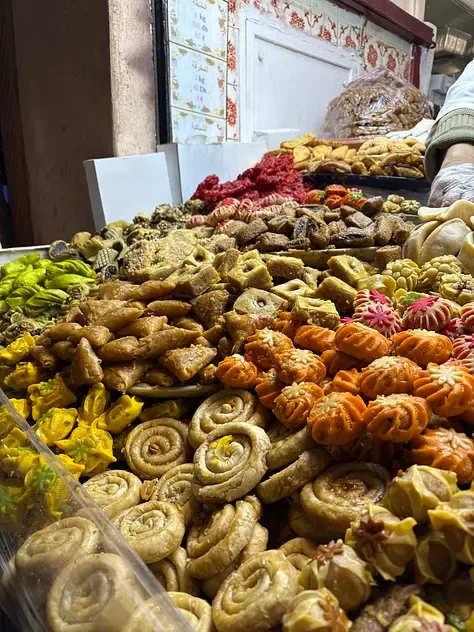 moroccan-pastries-sweets-marrakech